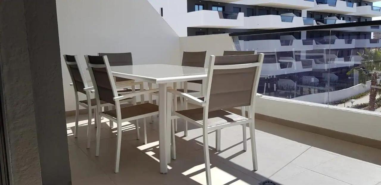 Beautiful Apartment Close To The Sea Arenales del Sol Esterno foto