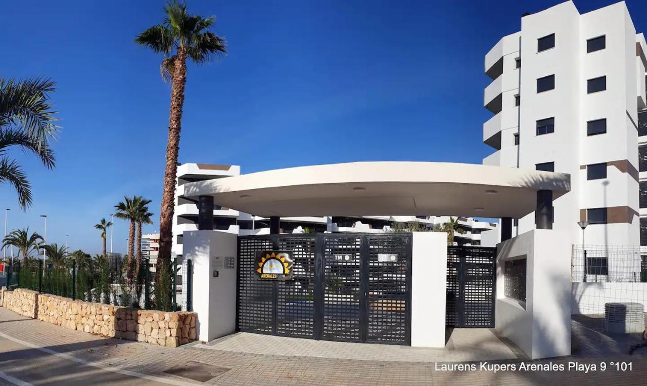 Beautiful Apartment Close To The Sea Arenales del Sol Esterno foto
